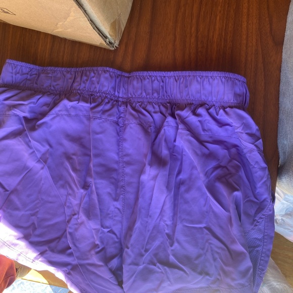 Athletic Shorts - Picture 3 of 9